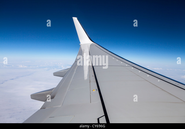 airplane-boeing-737-wing-as-seen-from-a-