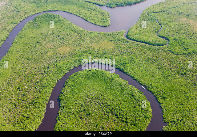 sail-boat-aerial-view-of-rain-forest-dai