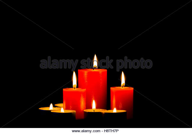 festive-candlelight-h8th7p.jpg